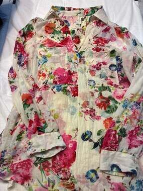 Cotton Daisy Floral Print Button Down Shirt Size L